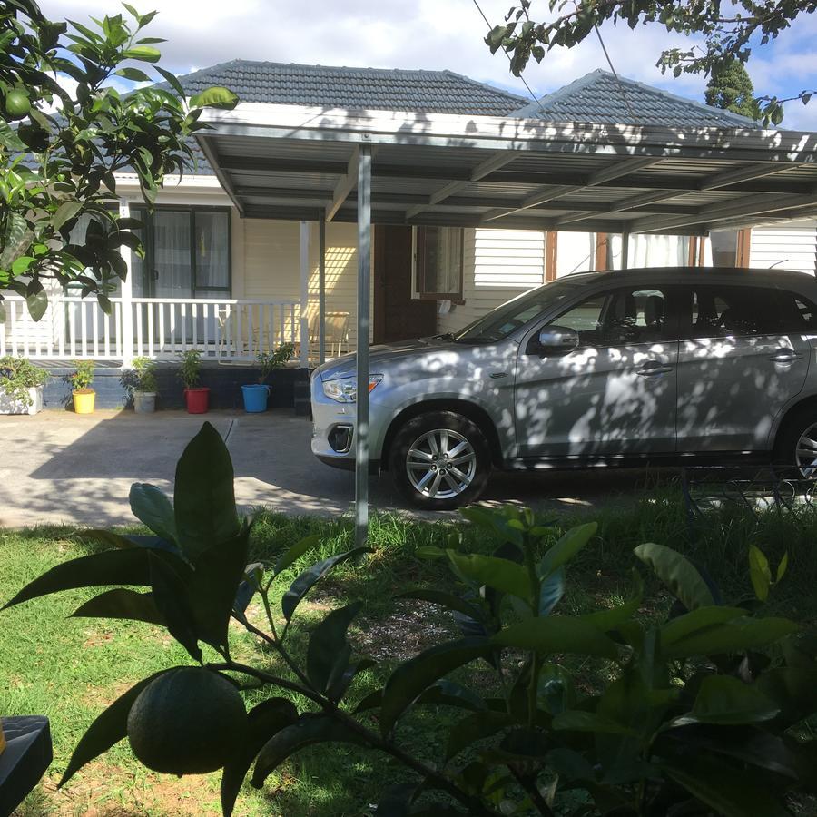 At Homestay Auckland Exterior foto